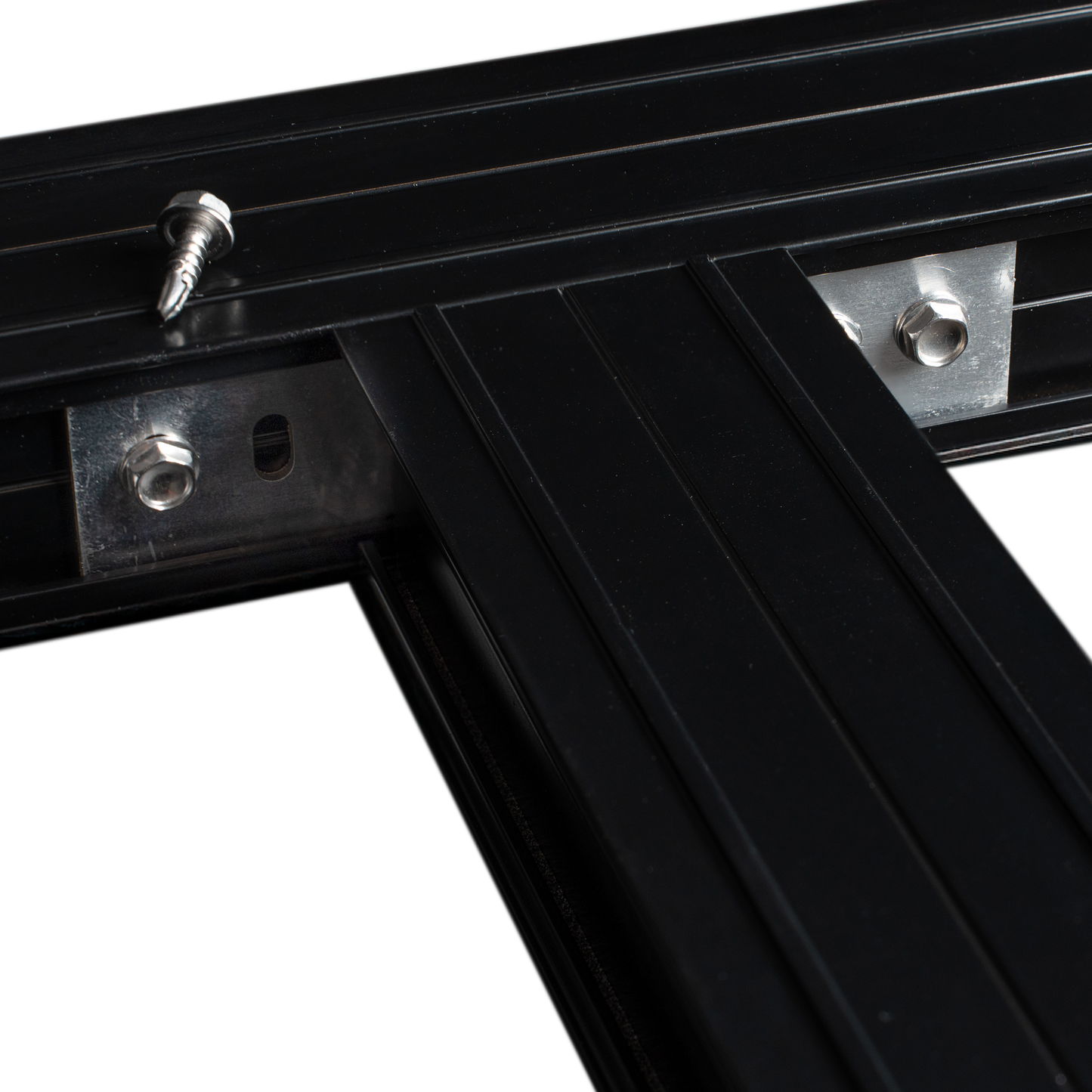 m-structural-vis-inox-4-8x16mm-100pcs_ambiance-1.png